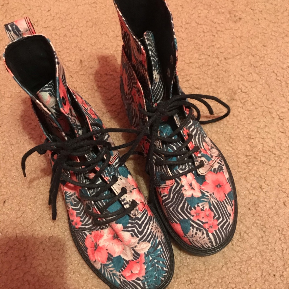 Combat Boots